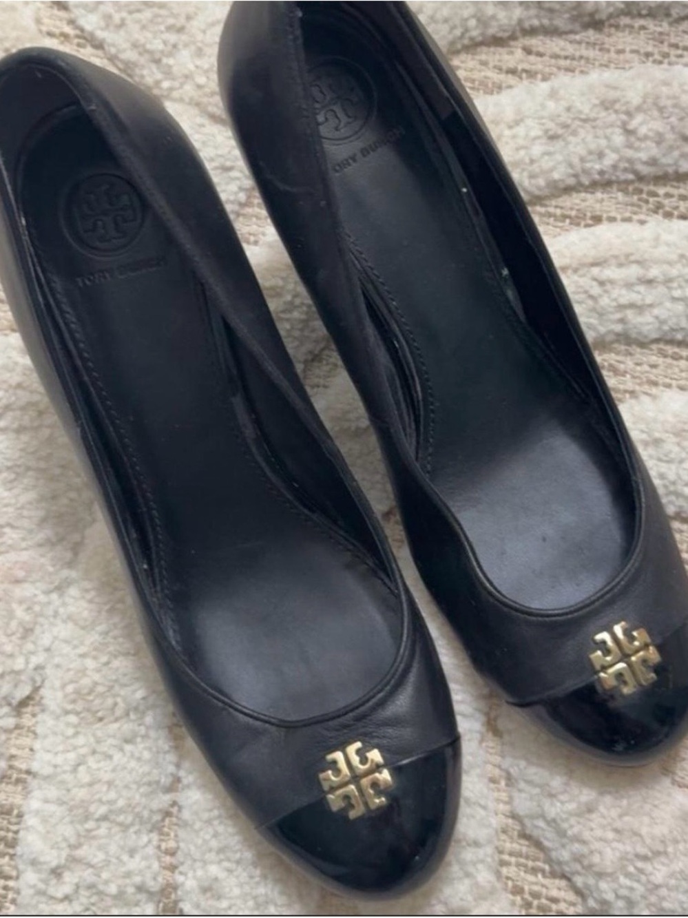 Tory Burch Black Leather Heels with Gold Logo Cap Toe
